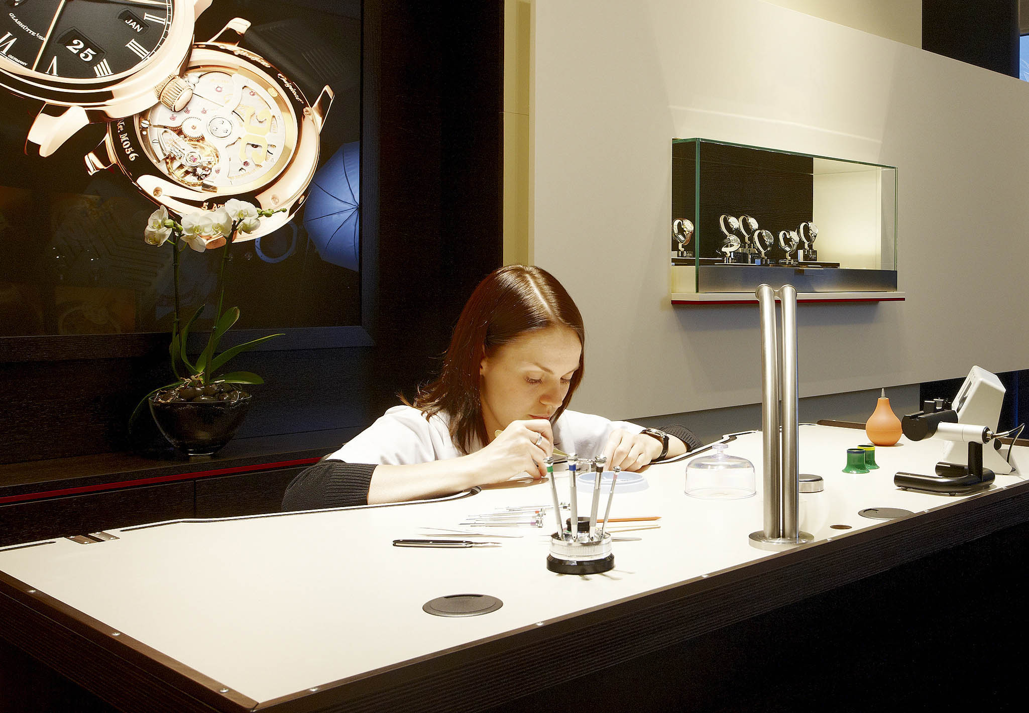 欧米茄手表维修价格查询官网（欧米茄齿轮异常）