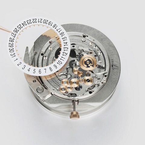 欧米茄售后服务中心电话（欧米茄指针跳针）