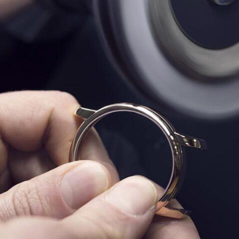 欧米茄手表售后 服务中心（欧米茄误差加大）